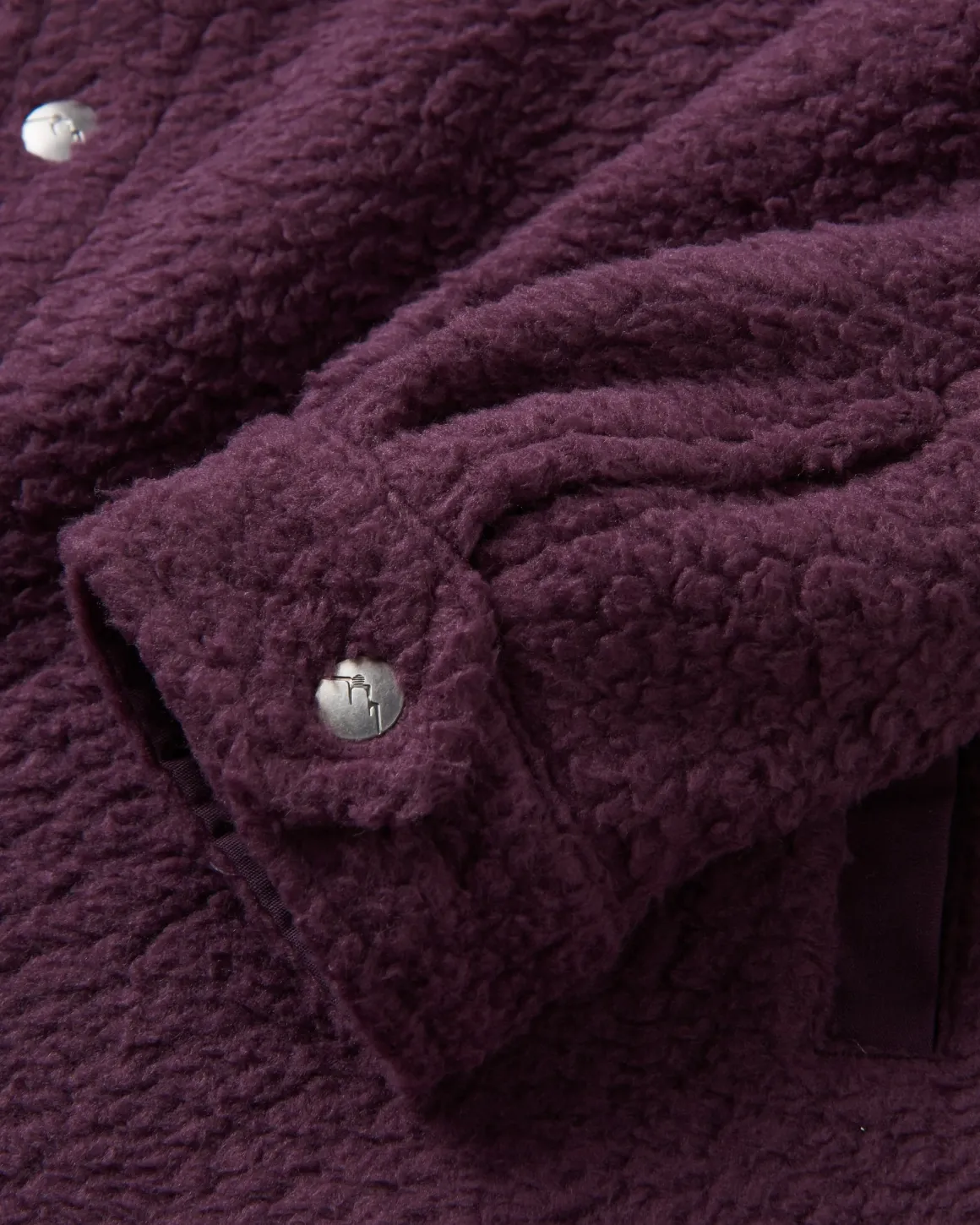 Chemise surdimensionnée en sherpa recyclé Rappel - Prune profonde
