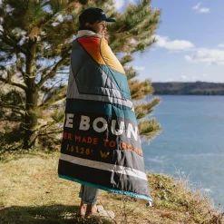 Couverture Sherpa Recyclée Nomadic - Imprimé Noir 'Nowhere Bound'