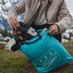 Couverture Sherpa Recyclée Nomadic - Imprimé Noir 'Nowhere Bound'