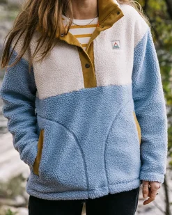 Créer une polaire sherpa à poils longs recyclée - Blue Fog