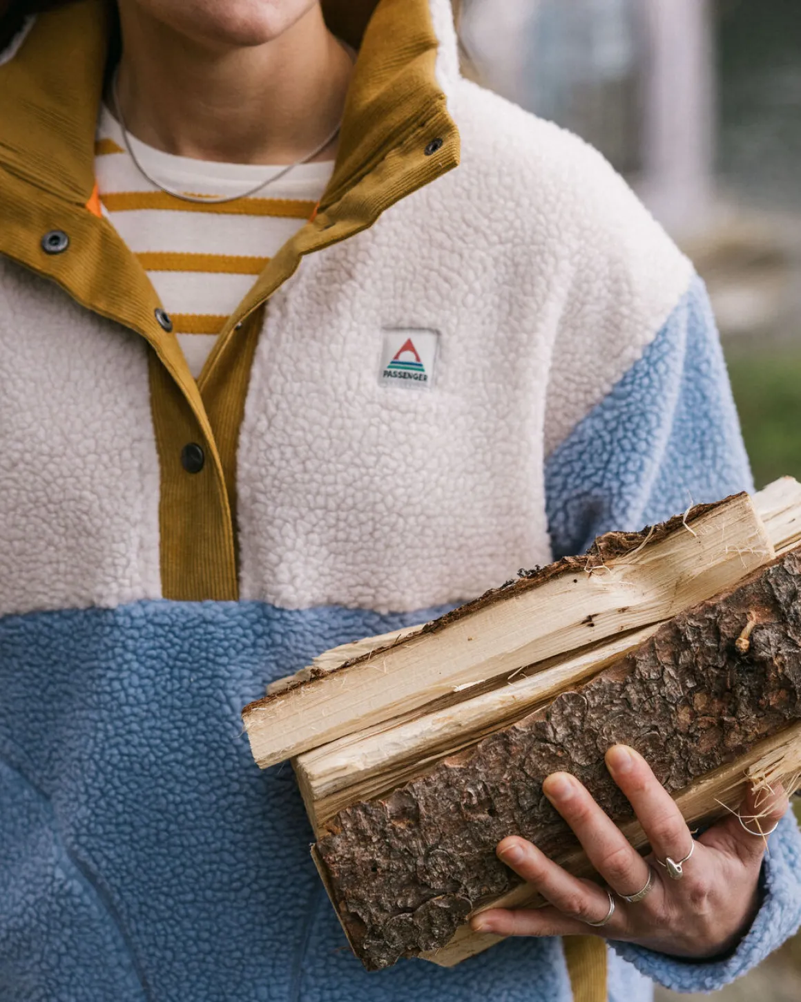 Créer une polaire sherpa à poils longs recyclée - Blue Fog