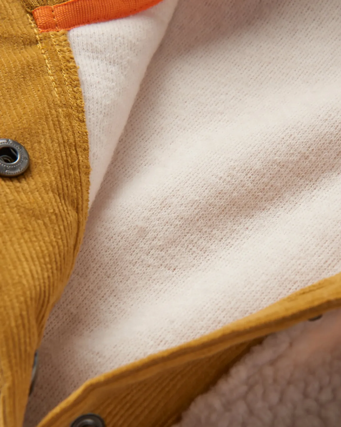 Créer une polaire sherpa à poils longs recyclée - Blue Fog