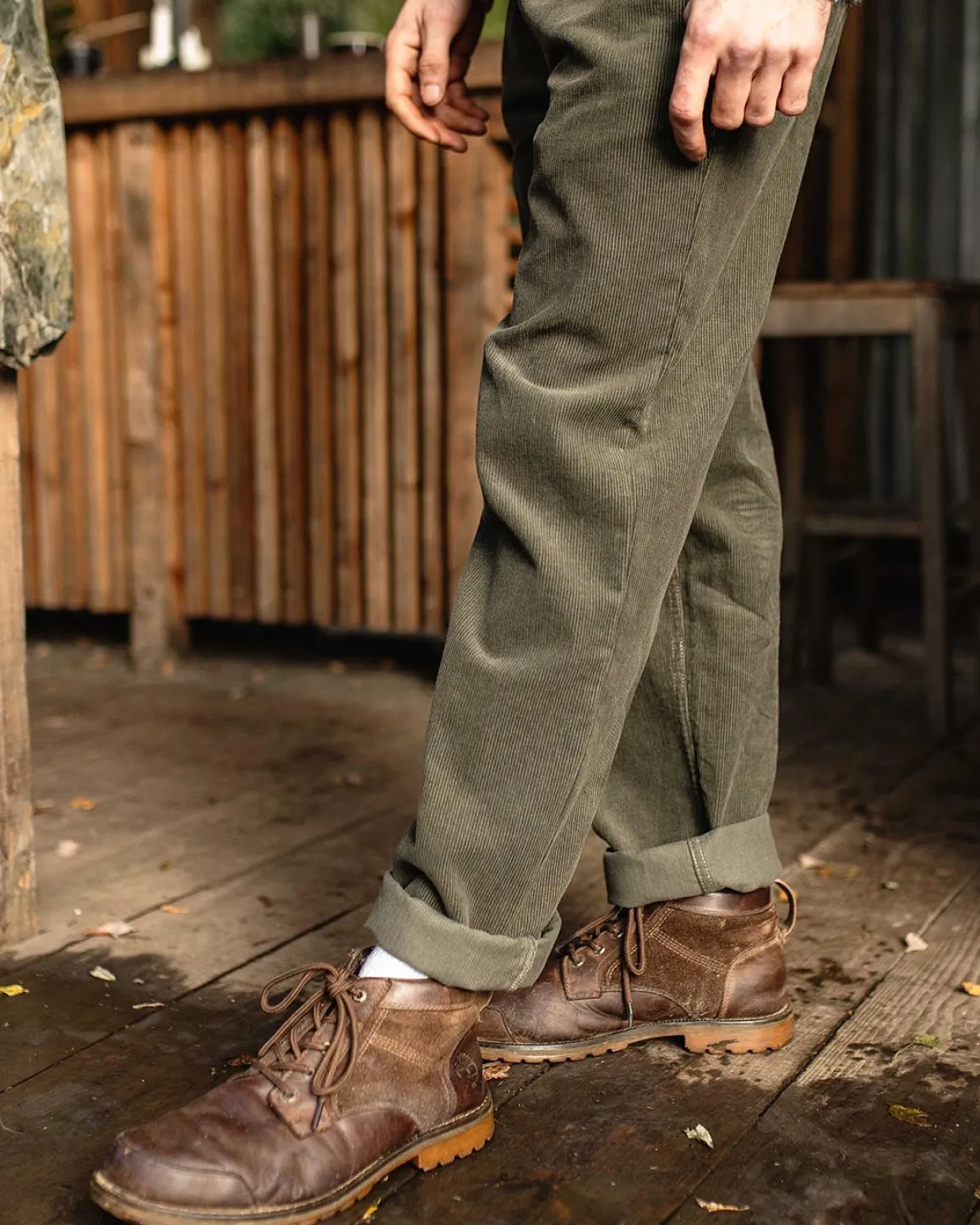 Pantalon Aventurier en Velours Côtelé - Olive Poussiéreux