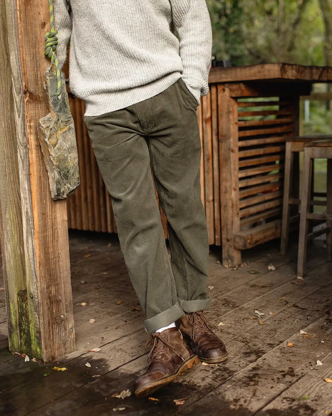 Pantalon Aventurier en Velours Côtelé - Olive Poussiéreux