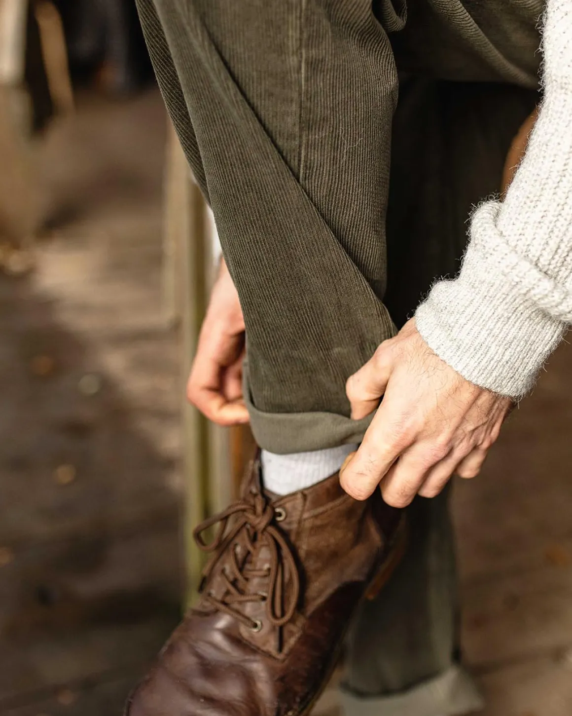 Pantalon Aventurier en Velours Côtelé - Olive Poussiéreux