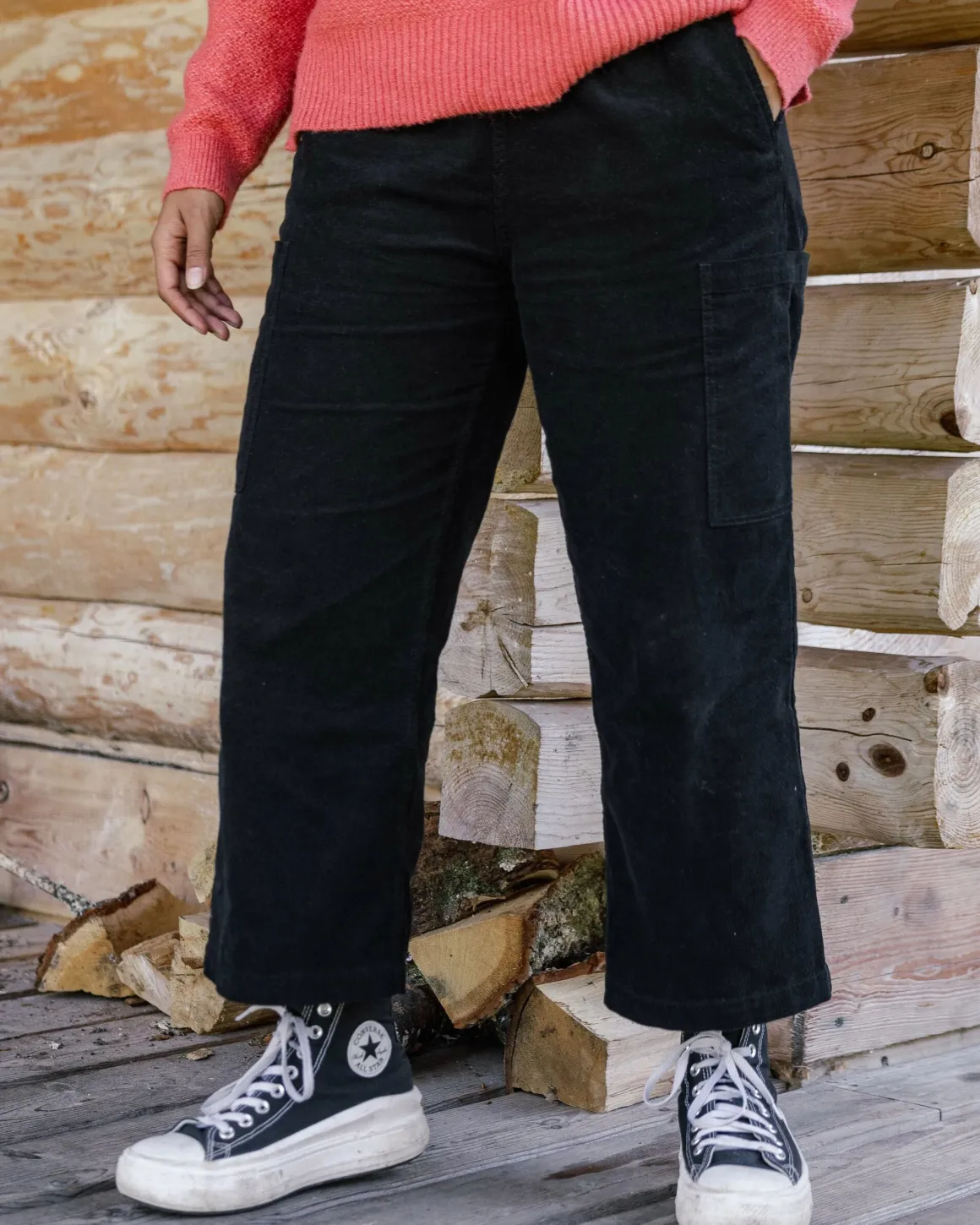 Pantalon en velours côtelé bio raccourci Someday - Noir