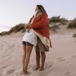 Poncho de surf Escapism Recyclé doublé en Sherpa - Rouille