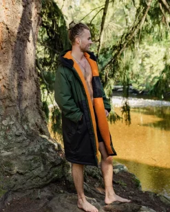Poncho de surf imperméable recyclé Tempest - Fir Tree/ Black