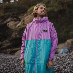Poncho de surf recyclé doublé en sherpa - Vert Viridian/Orchidée