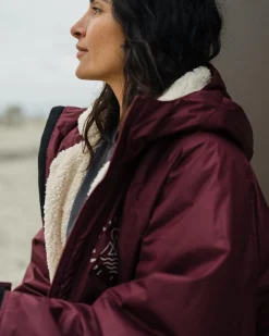Poncho de surf recyclé doublé en sherpa - Windsor Wine