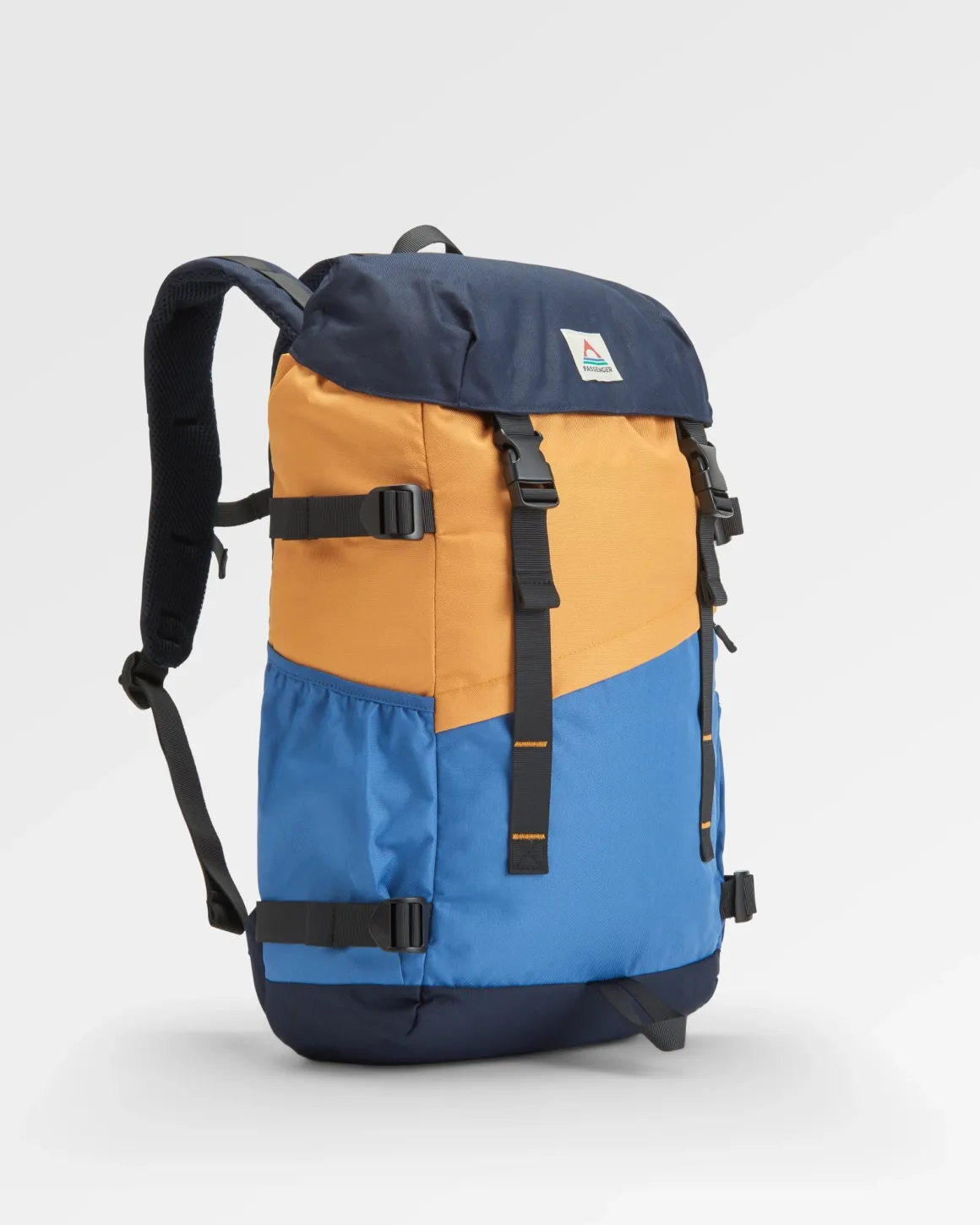 Sac à dos recyclé Boondocker 26L - Miel/Denim foncé/Bleu marine riche