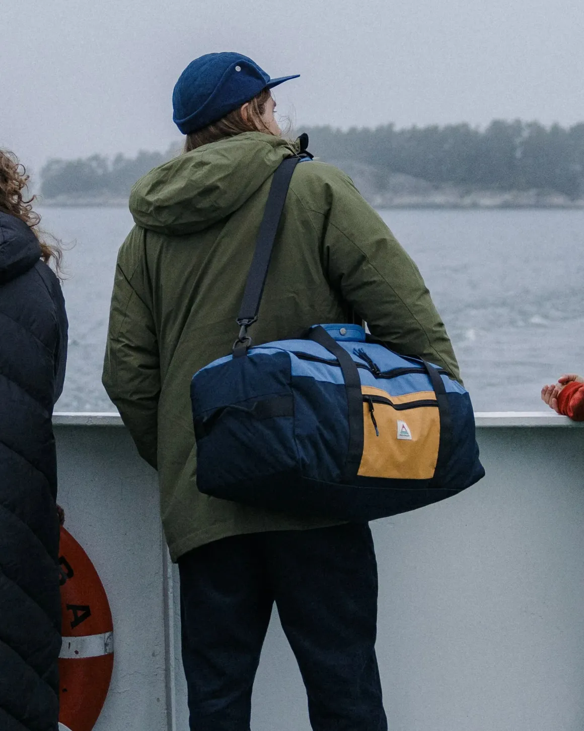 Sac de sport recyclé Boondocker - Miel/Denim foncé/Bleu marine riche