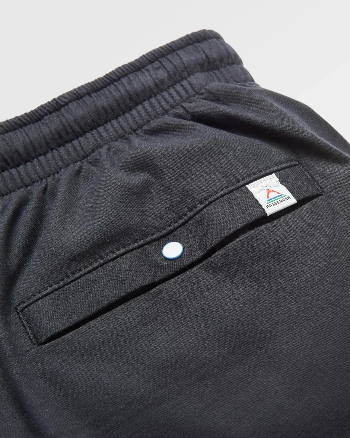 Short en coton bio Basswood - Noir