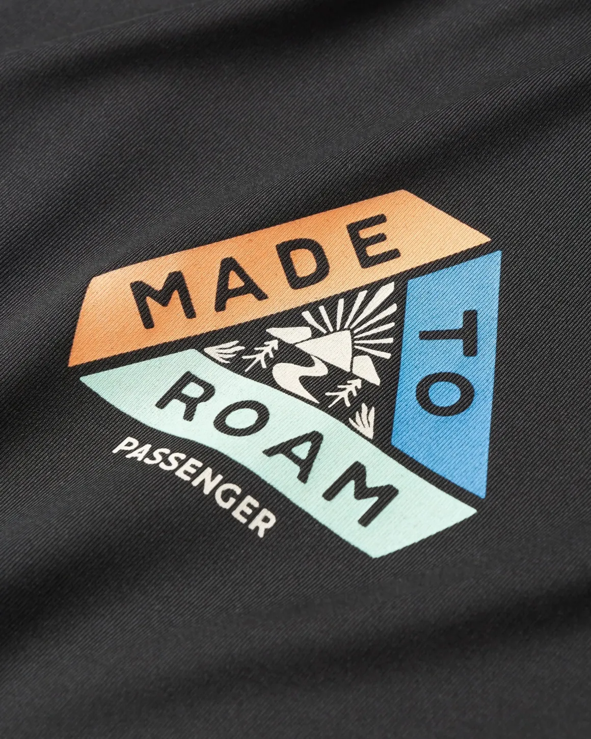 T-shirt Actif Recyclé avec Lien au Dos Chakra - Noir