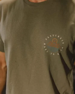 T-shirt en coton recyclé Escapism - Olive poussiéreux