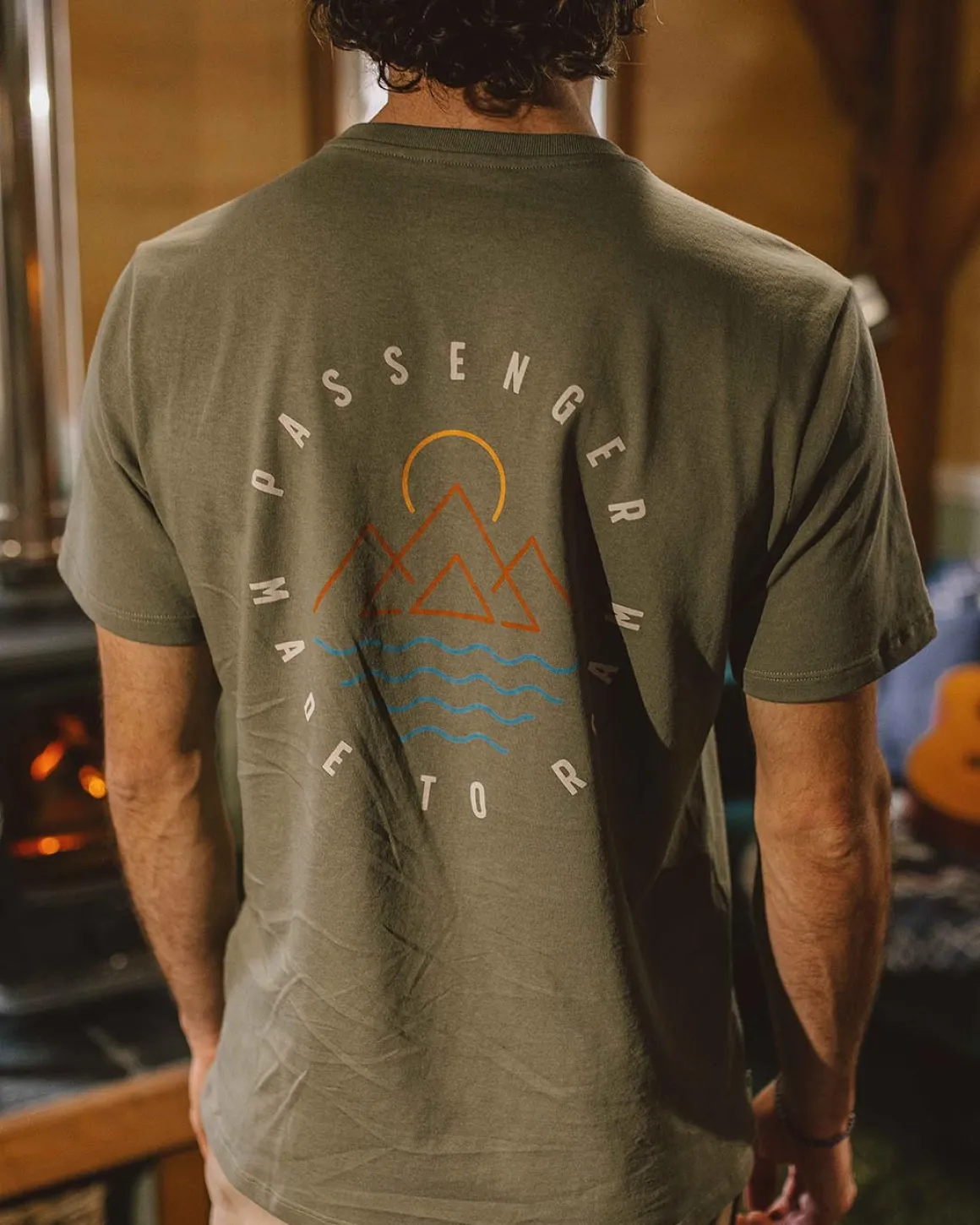 T-shirt en coton recyclé Escapism - Olive poussiéreux