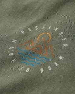 T-shirt en coton recyclé Escapism - Olive poussiéreux