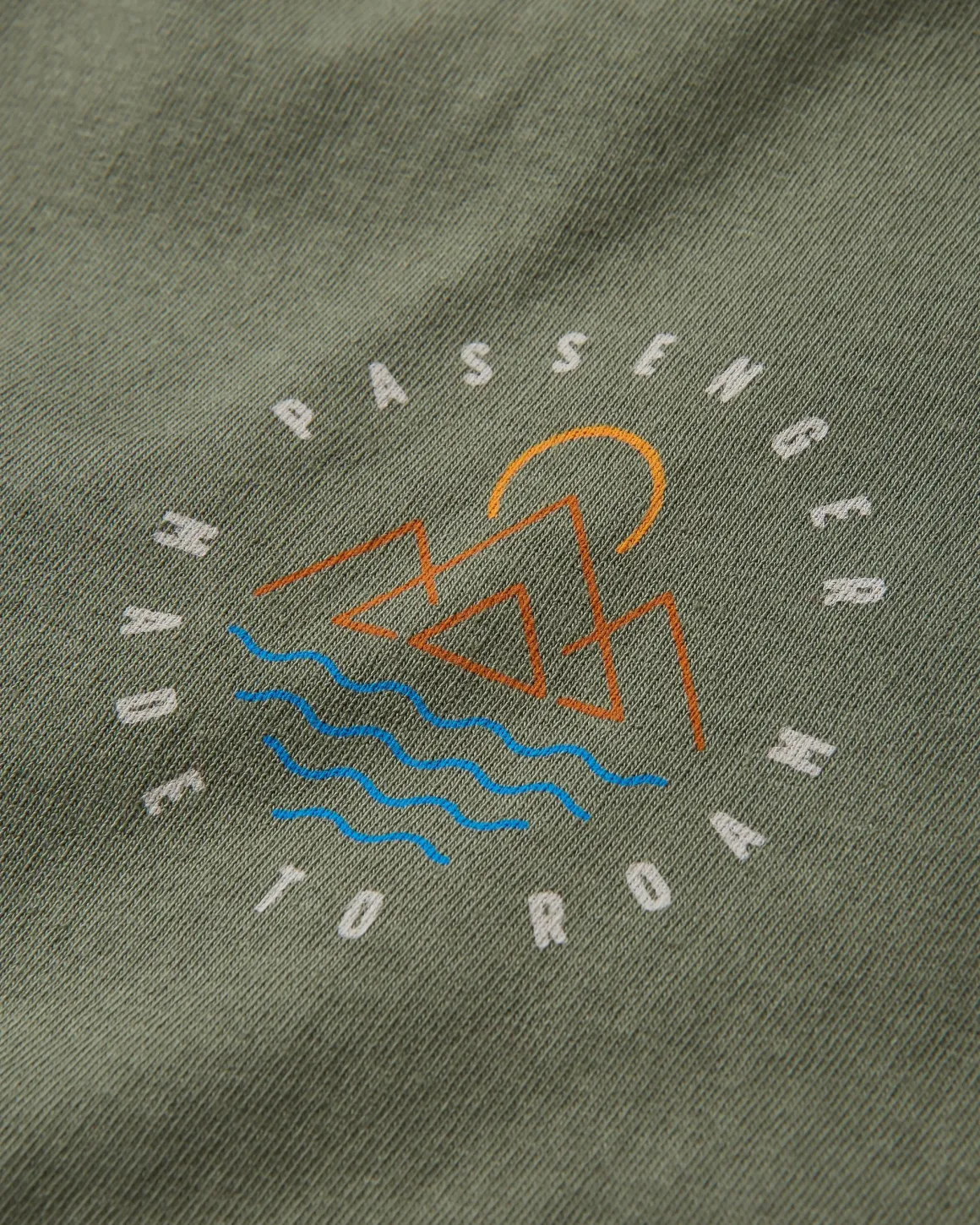 T-shirt en coton recyclé Escapism - Olive poussiéreux